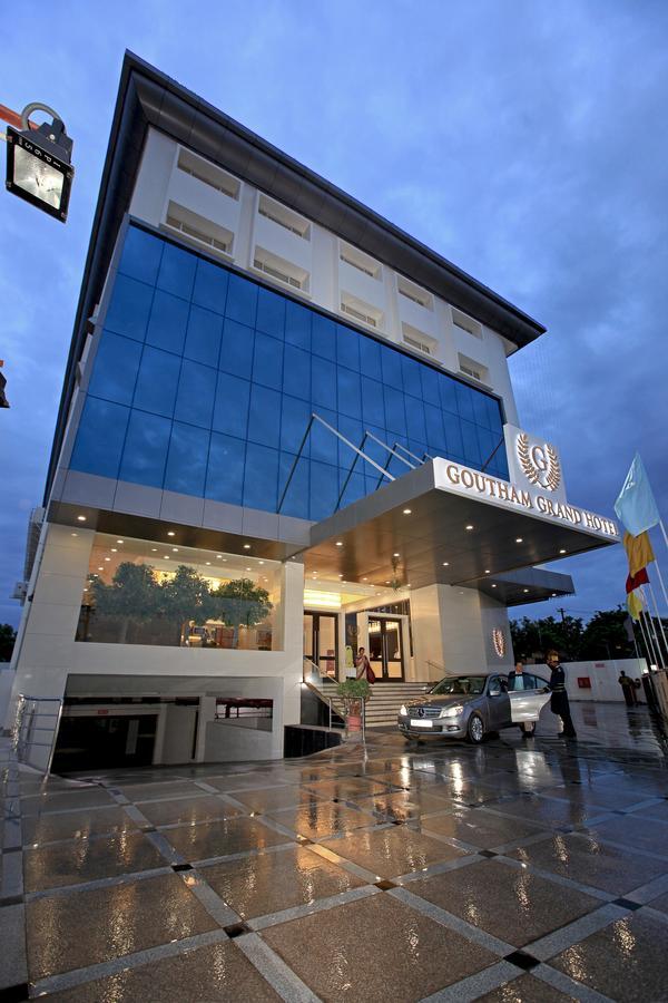 Goutham Grand Hotel Tenali Zimmer foto