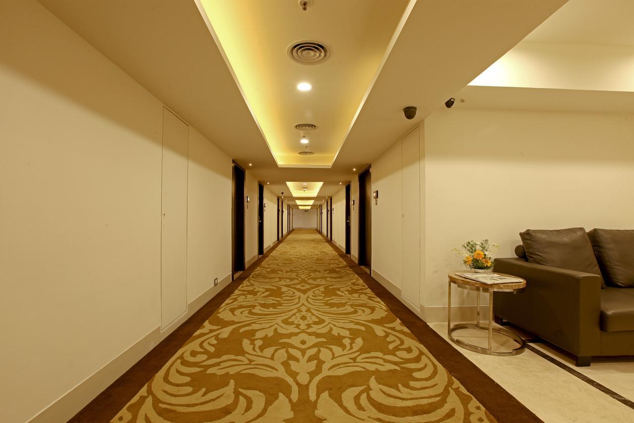 Goutham Grand Hotel Tenali Exterior foto